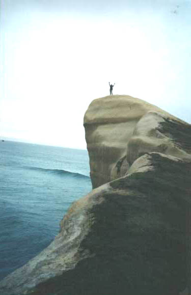 Tunnel beach